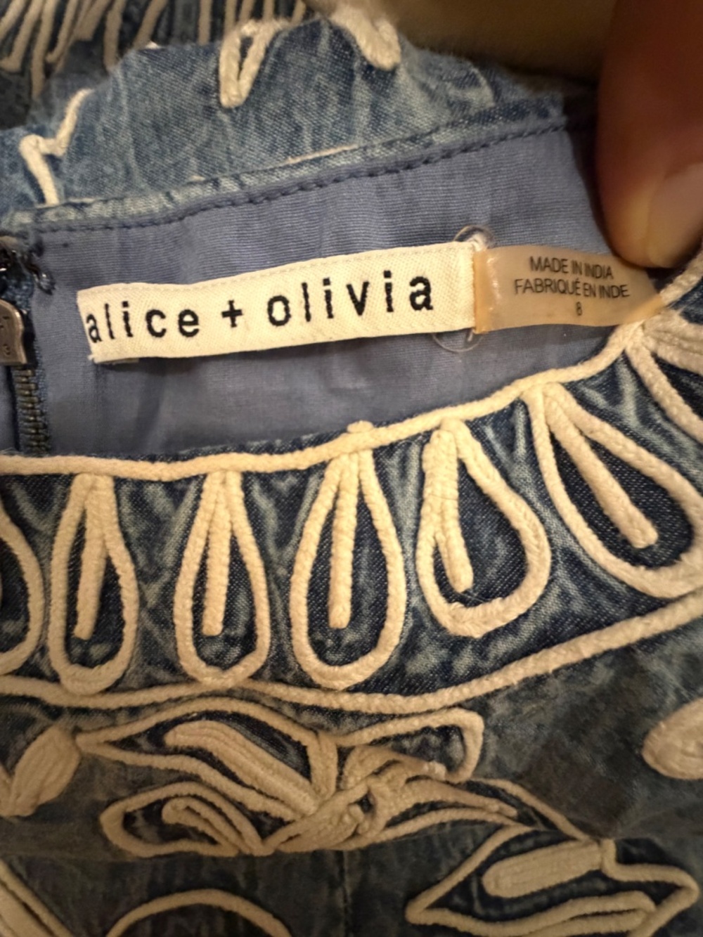 Alice and Olivia Denim Dress Medium - Picture 4 of 5